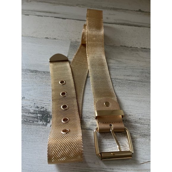 Gold tone metal mesh woman’s belt with buckle - Picture 2 of 3